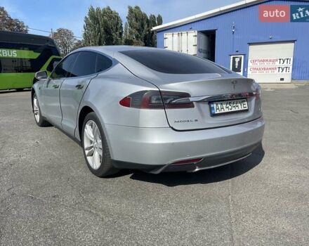 Серый Тесла Модель С, объемом двигателя 0 л и пробегом 170 тыс. км за 10900 $, фото 9 на Automoto.ua