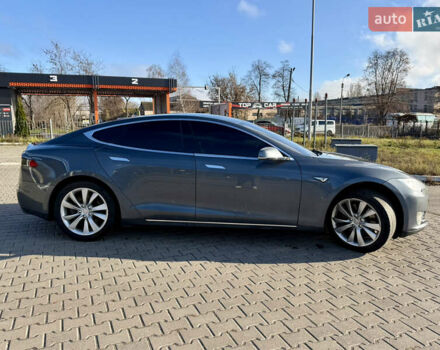 Серый Тесла Модель С, объемом двигателя 0 л и пробегом 340 тыс. км за 12800 $, фото 5 на Automoto.ua