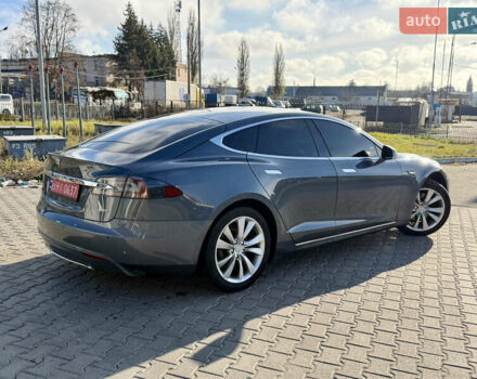 Серый Тесла Модель С, объемом двигателя 0 л и пробегом 340 тыс. км за 12800 $, фото 4 на Automoto.ua