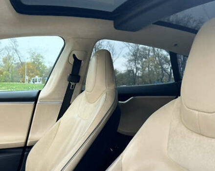 Серый Тесла Модель С, объемом двигателя 0 л и пробегом 329 тыс. км за 13400 $, фото 8 на Automoto.ua