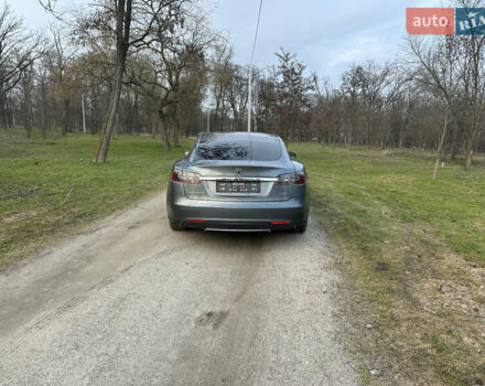 Серый Тесла Модель С, объемом двигателя 0 л и пробегом 198 тыс. км за 13700 $, фото 14 на Automoto.ua