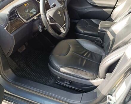 Серый Тесла Модель С, объемом двигателя 0 л и пробегом 217 тыс. км за 11900 $, фото 14 на Automoto.ua