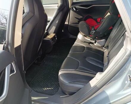 Серый Тесла Модель С, объемом двигателя 0 л и пробегом 217 тыс. км за 11900 $, фото 16 на Automoto.ua