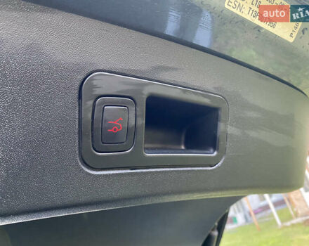 Сірий Тесла Модель С, об'ємом двигуна 0 л та пробігом 123 тис. км за 10700 $, фото 20 на Automoto.ua