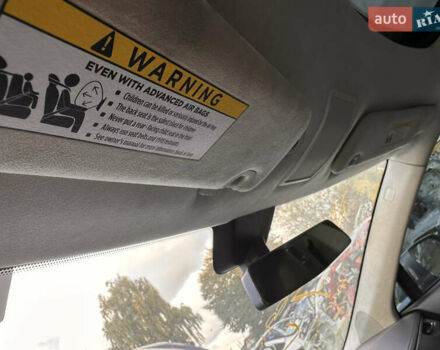 Серый Тесла Модель С, объемом двигателя 0 л и пробегом 128 тыс. км за 5500 $, фото 16 на Automoto.ua