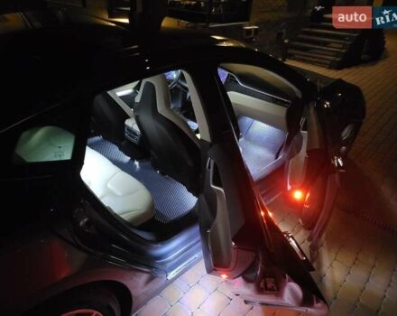 Сірий Тесла Модель С, об'ємом двигуна 0 л та пробігом 244 тис. км за 13800 $, фото 3 на Automoto.ua