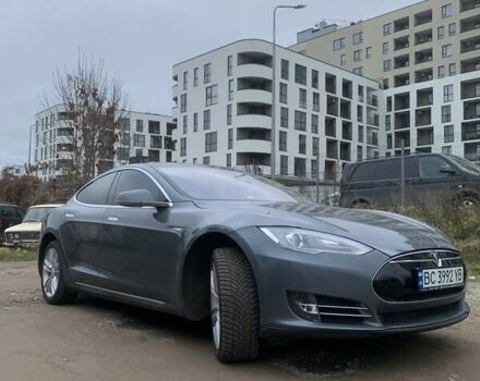 Серый Тесла Модель С, объемом двигателя 0 л и пробегом 161 тыс. км за 12400 $, фото 1 на Automoto.ua