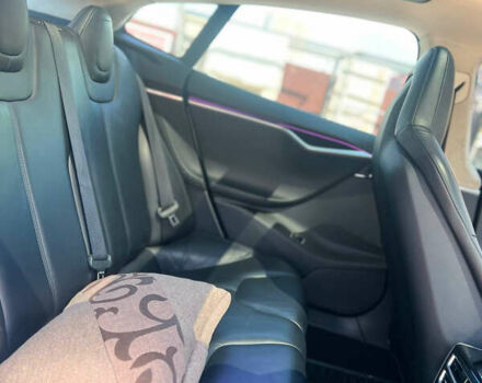 Сірий Тесла Модель С, об'ємом двигуна 0 л та пробігом 240 тис. км за 12500 $, фото 9 на Automoto.ua