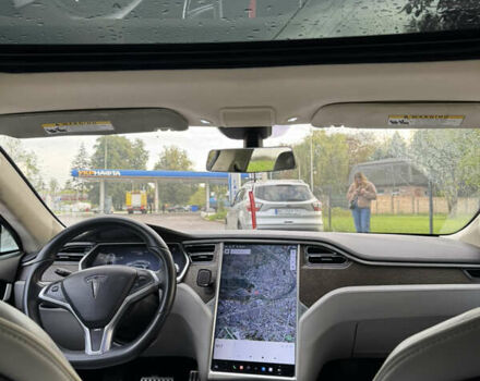 Серый Тесла Модель С, объемом двигателя 0 л и пробегом 242 тыс. км за 10999 $, фото 23 на Automoto.ua