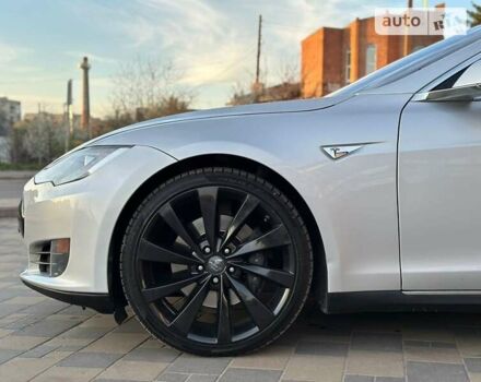Серый Тесла Модель С, объемом двигателя 0 л и пробегом 175 тыс. км за 18500 $, фото 31 на Automoto.ua