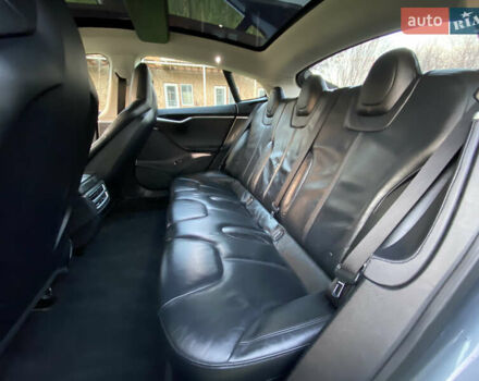 Сірий Тесла Модель С, об'ємом двигуна 0 л та пробігом 123 тис. км за 10700 $, фото 17 на Automoto.ua