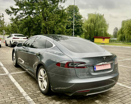 Серый Тесла Модель С, объемом двигателя 0 л и пробегом 234 тыс. км за 12500 $, фото 4 на Automoto.ua