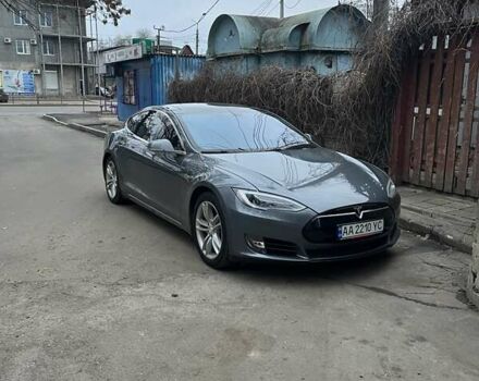 Серый Тесла Модель С, объемом двигателя 0 л и пробегом 170 тыс. км за 14200 $, фото 6 на Automoto.ua