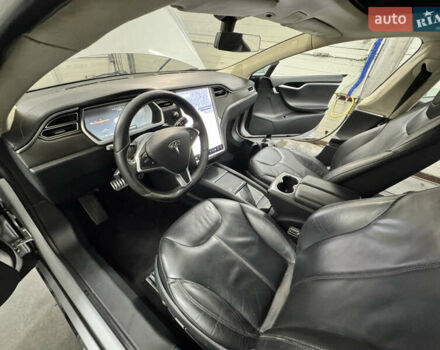 Серый Тесла Модель С, объемом двигателя 0 л и пробегом 275 тыс. км за 12500 $, фото 23 на Automoto.ua
