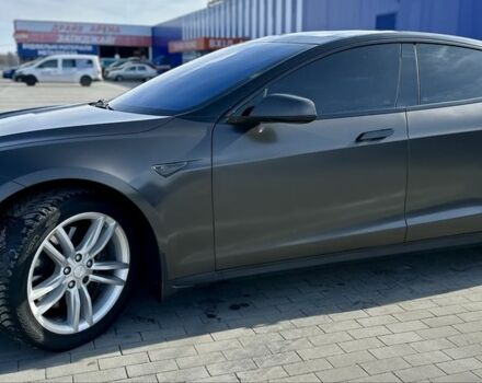 Серый Тесла Модель С, объемом двигателя 0 л и пробегом 210 тыс. км за 15000 $, фото 18 на Automoto.ua