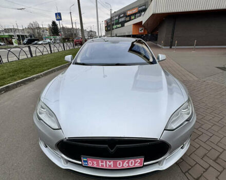 Серый Тесла Модель С, объемом двигателя 0 л и пробегом 275 тыс. км за 12500 $, фото 2 на Automoto.ua