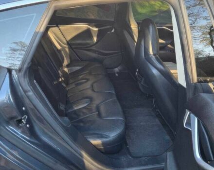 Серый Тесла Модель С, объемом двигателя 0 л и пробегом 86 тыс. км за 3400 $, фото 11 на Automoto.ua