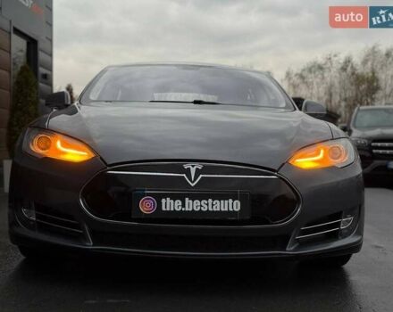 Серый Тесла Модель С, объемом двигателя 0 л и пробегом 200 тыс. км за 14900 $, фото 10 на Automoto.ua