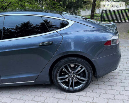 Серый Тесла Модель С, объемом двигателя 0 л и пробегом 248 тыс. км за 18600 $, фото 8 на Automoto.ua