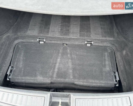 Серый Тесла Модель С, объемом двигателя 0 л и пробегом 275 тыс. км за 12500 $, фото 31 на Automoto.ua