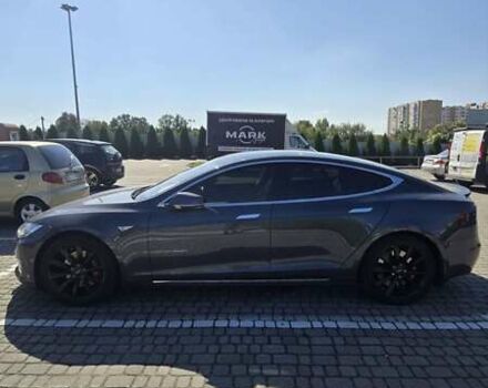 Серый Тесла Модель С, объемом двигателя 0 л и пробегом 136 тыс. км за 21000 $, фото 1 на Automoto.ua
