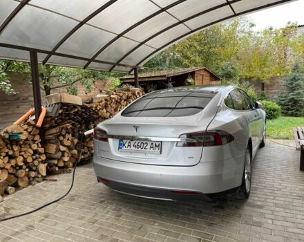 Сірий Тесла Модель С, об'ємом двигуна 0 л та пробігом 185 тис. км за 12500 $, фото 1 на Automoto.ua