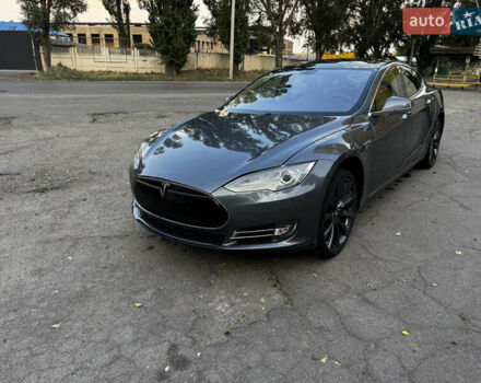 Тесла Модель С 2014 в Днепре (Днепропетровске) на Automoto.ua Серый Тесла Модель С, объемом двигателя 0 л и пробегом 160 тыс. км за 16000 $, фото 1 на Automoto.ua