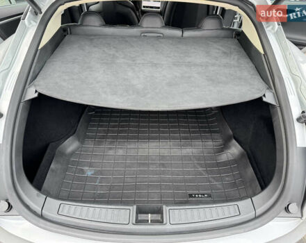 Серый Тесла Модель С, объемом двигателя 0 л и пробегом 275 тыс. км за 12500 $, фото 33 на Automoto.ua