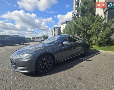 Серый Тесла Модель С, объемом двигателя 0 л и пробегом 115 тыс. км за 15000 $, фото 11 на Automoto.ua