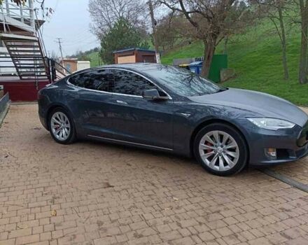 Серый Тесла Модель С, объемом двигателя 0 л и пробегом 253 тыс. км за 14800 $, фото 3 на Automoto.ua