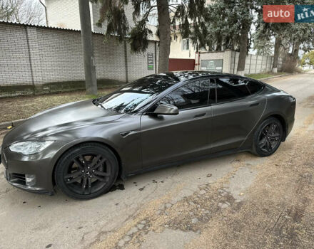 Серый Тесла Модель С, объемом двигателя 0 л и пробегом 224 тыс. км за 15400 $, фото 5 на Automoto.ua