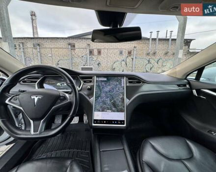Серый Тесла Модель С, объемом двигателя 0 л и пробегом 275 тыс. км за 12500 $, фото 19 на Automoto.ua