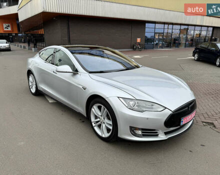 Серый Тесла Модель С, объемом двигателя 0 л и пробегом 275 тыс. км за 12500 $, фото 14 на Automoto.ua