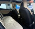 Серый Тесла Модель С, объемом двигателя 0 л и пробегом 130 тыс. км за 13950 $, фото 46 на Automoto.ua