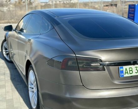 Серый Тесла Модель С, объемом двигателя 0 л и пробегом 210 тыс. км за 15000 $, фото 21 на Automoto.ua