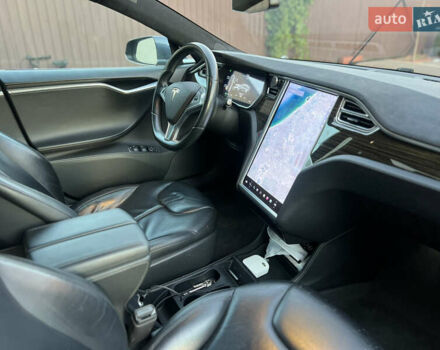 Сірий Тесла Модель С, об'ємом двигуна 0 л та пробігом 251 тис. км за 13500 $, фото 10 на Automoto.ua