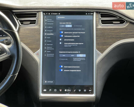 Сірий Тесла Модель С, об'ємом двигуна 0 л та пробігом 76 тис. км за 15500 $, фото 32 на Automoto.ua