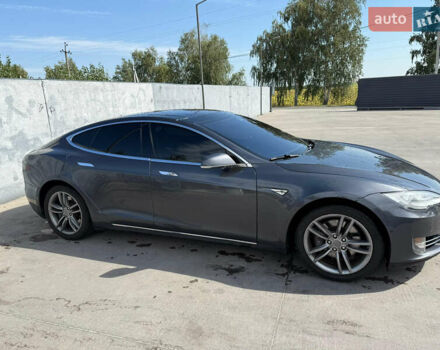 Тесла Модель С 2014 в Василькове на Automoto.ua Серый Тесла Модель С, объемом двигателя 0 л и пробегом 117 тыс. км за 14300 $, фото 7 на Automoto.ua