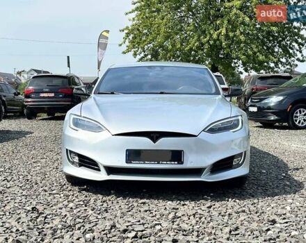 Сірий Тесла Модель С, об'ємом двигуна 0 л та пробігом 107 тис. км за 18000 $, фото 9 на Automoto.ua