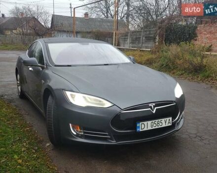 Серый Тесла Модель С, объемом двигателя 0 л и пробегом 180 тыс. км за 10999 $, фото 10 на Automoto.ua