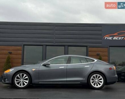 Серый Тесла Модель С, объемом двигателя 0 л и пробегом 200 тыс. км за 14900 $, фото 5 на Automoto.ua