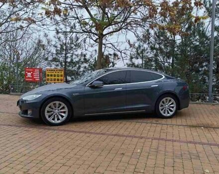 Серый Тесла Модель С, объемом двигателя 0 л и пробегом 253 тыс. км за 14800 $, фото 6 на Automoto.ua