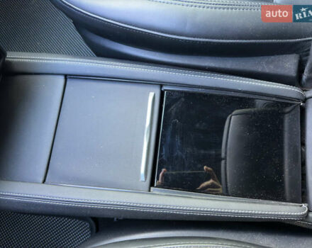 Тесла Модель С 2014 в Вышгороде на Automoto.ua Серый Тесла Модель С, объемом двигателя 0 л и пробегом 202 тыс. км за 19000 $, фото 16 на Automoto.ua