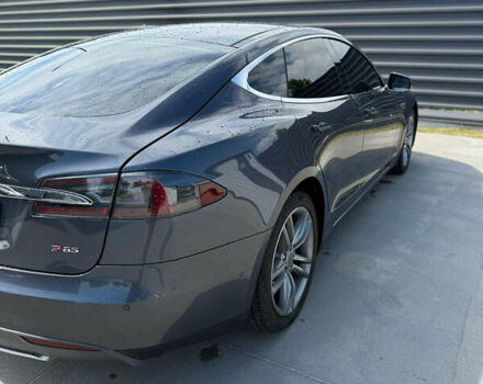 Тесла Модель С 2014 в Василькове на Automoto.ua Серый Тесла Модель С, объемом двигателя 0 л и пробегом 117 тыс. км за 14300 $, фото 6 на Automoto.ua