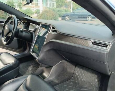Серый Тесла Модель С, объемом двигателя 0 л и пробегом 253 тыс. км за 14800 $, фото 19 на Automoto.ua