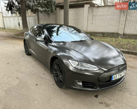 Серый Тесла Модель С, объемом двигателя 0 л и пробегом 224 тыс. км за 15400 $, фото 6 на Automoto.ua