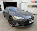 Серый Тесла Модель С, объемом двигателя 0 л и пробегом 140 тыс. км за 12000 $, фото 1 на Automoto.ua