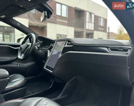 Сірий Тесла Модель С, об'ємом двигуна 0 л та пробігом 93 тис. км за 15300 $, фото 19 на Automoto.ua