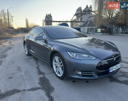 Серый Тесла Модель С, объемом двигателя 0 л и пробегом 225 тыс. км за 13000 $, фото 6 на Automoto.ua