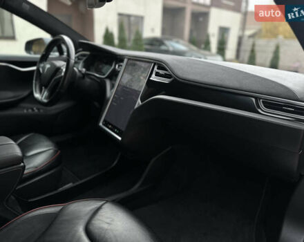 Сірий Тесла Модель С, об'ємом двигуна 0 л та пробігом 93 тис. км за 15300 $, фото 17 на Automoto.ua